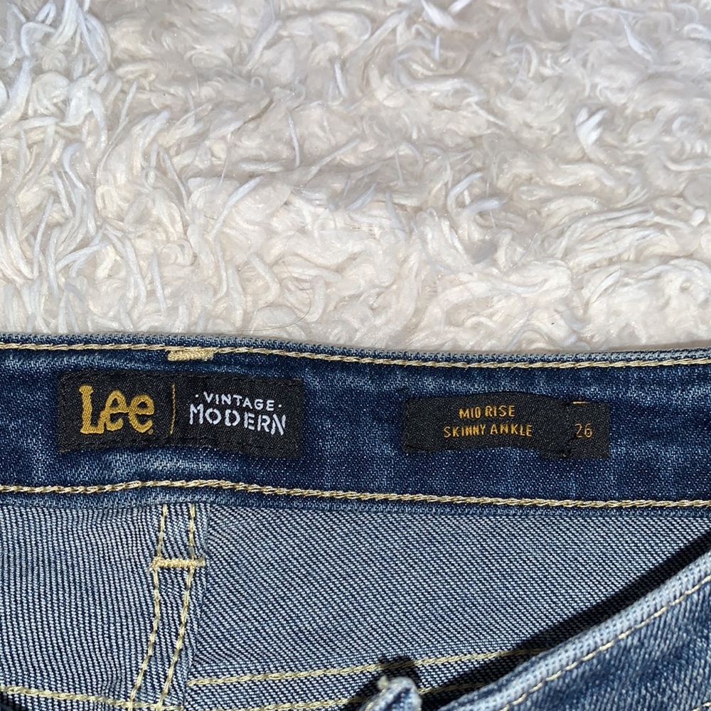💟NWT Lee Mid Rise Skinny Ankle Jeans💟 - Picture 3 of 4